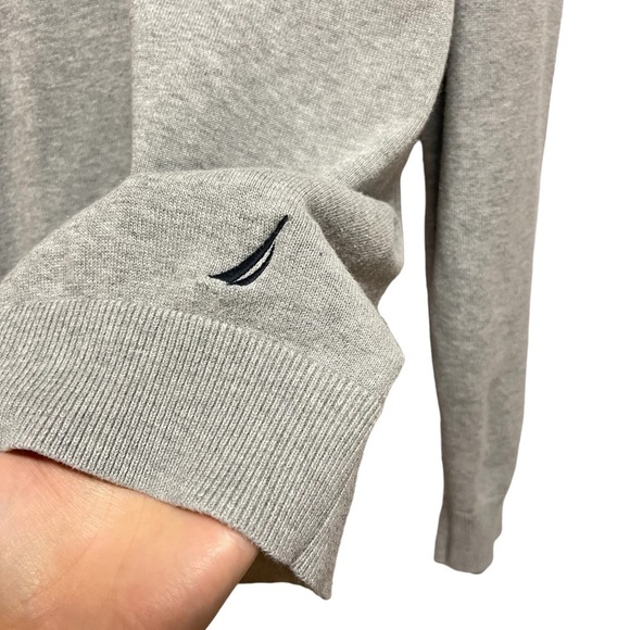 Nautica striped knited Sweater v neck grey blue size L sailor sail long sleeves - Picture 8 of 10